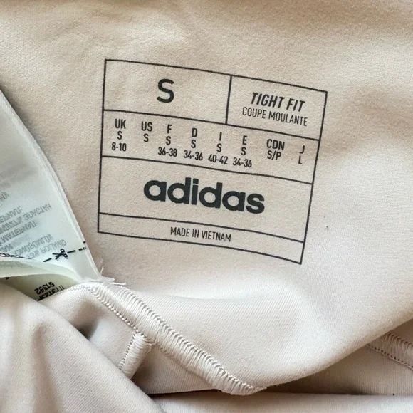 NWT adidas Women's All Me Luxe 7/8 Leggings. Size Small. - Picture 8 of 9